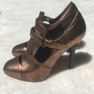 Max Studio Bronze Heels
